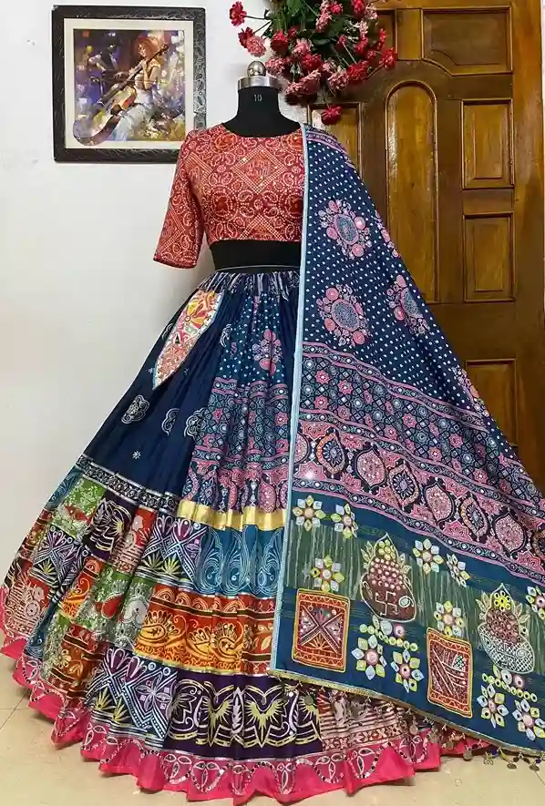 Midnight Majesty Chaniya Choli – The Crown Jewel of Festive Couture - Image 2