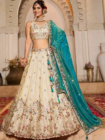 Royal Emerald Green Embroidered Lehenga Choli Set - Image 2