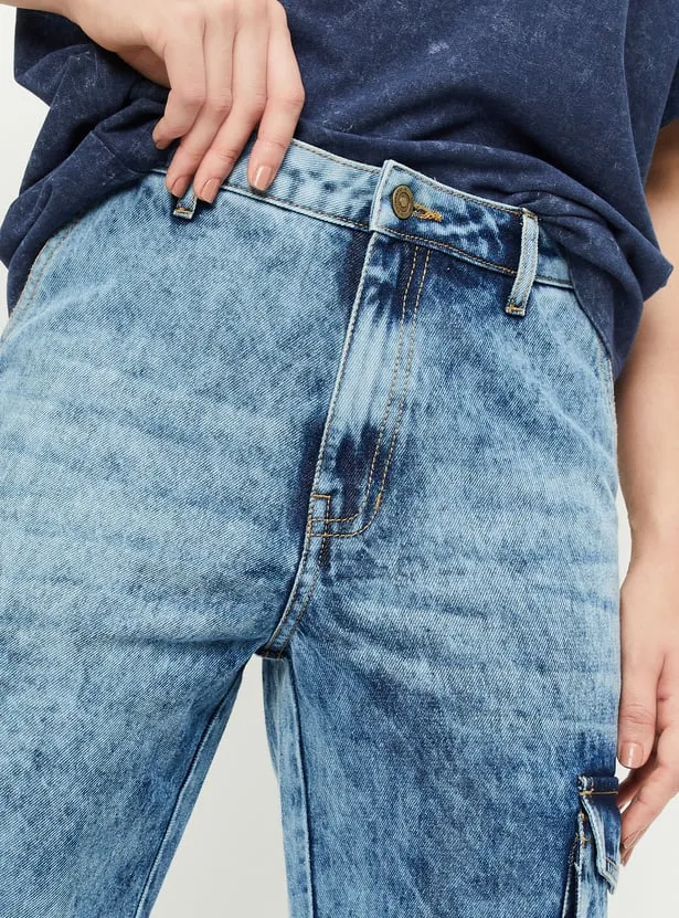 Mid-Blue Acid Wash Cargo Jeans – Utility Streetwear for Trend-Driven Style - Image 4