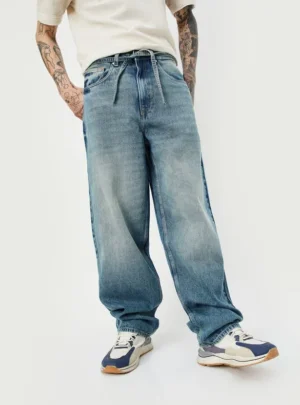 Mariner’s Ledger – Premium Light-Wash Wide-Leg Jean